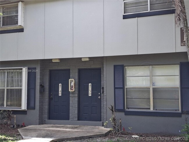Building Photo - 4720 NW 9th Ct