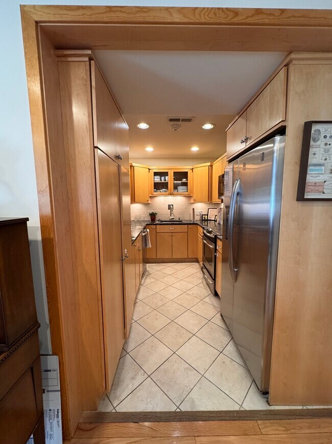 Photo - 301 Post Rd E Unidad APT 8