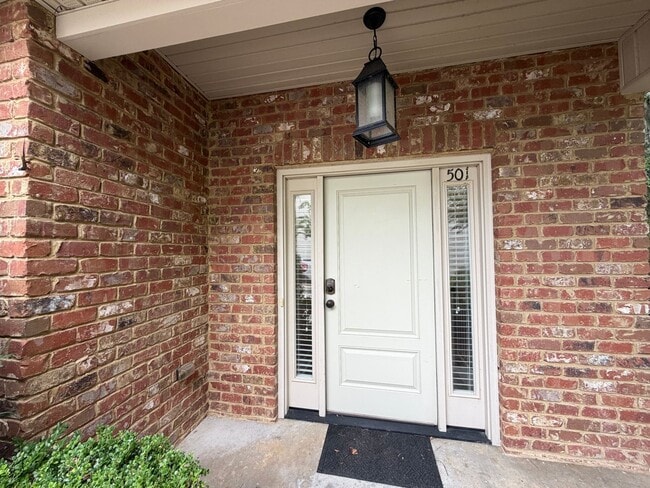Photo - 501 Reserve Ln