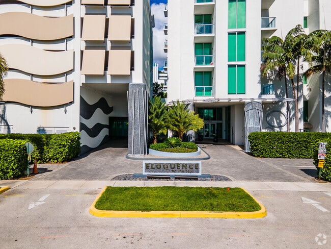 Photo - Eloquence on the Bay