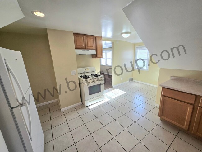 Photo - 5004 28th Ave Unidad Upper