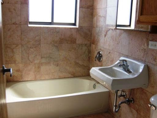 Photo - Riverwood Manor