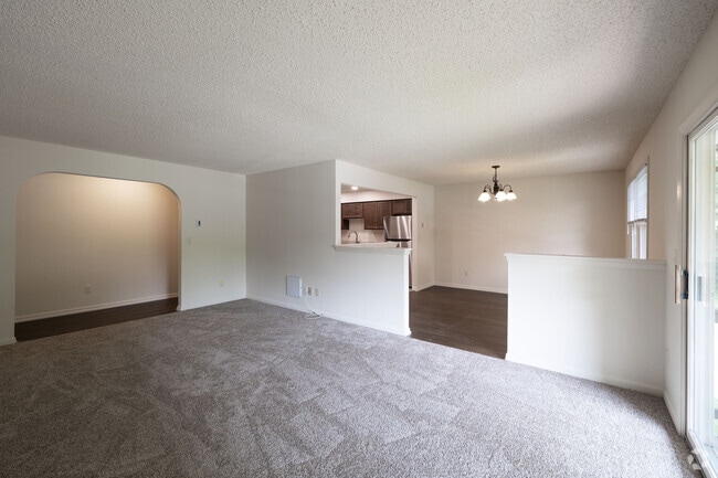 2 BR Living Room /Dining Room