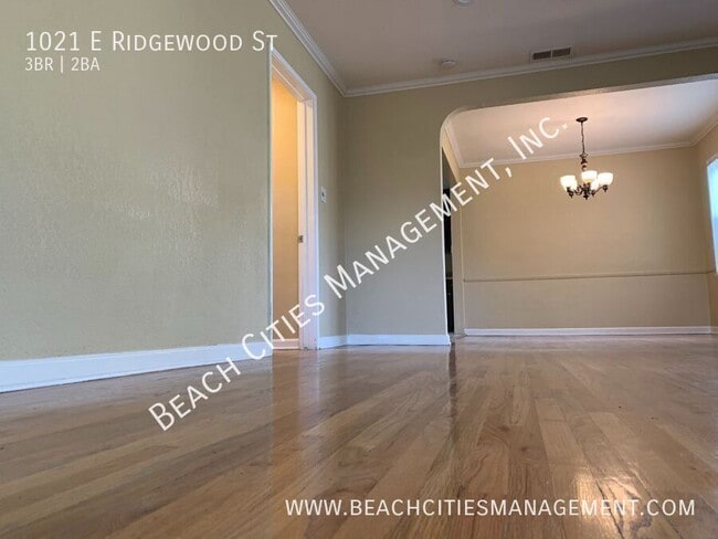 Photo - 1021 E Ridgewood St