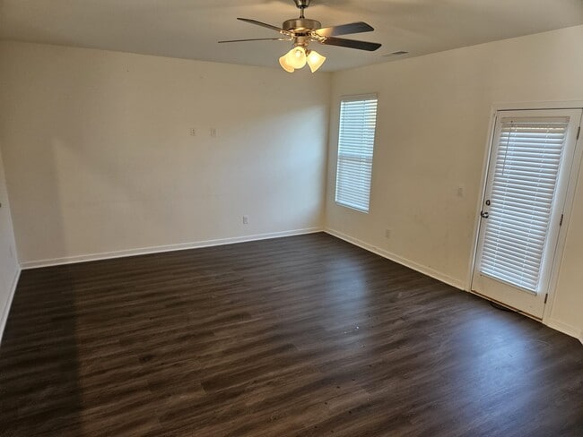 Photo - 4290 Callum Ct