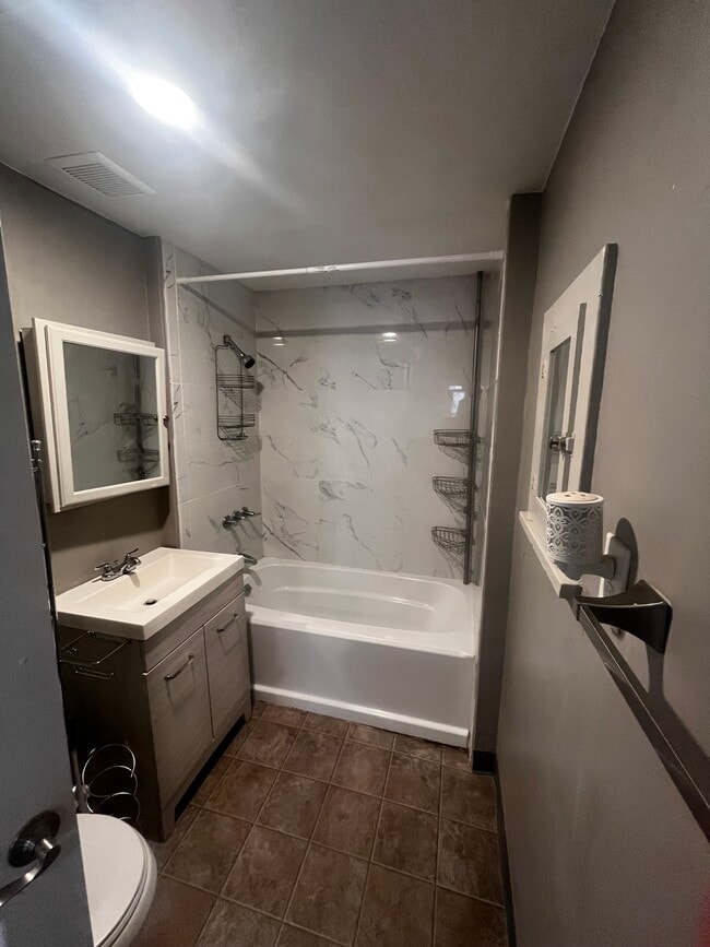 Photo - 1216 Rigby Ln