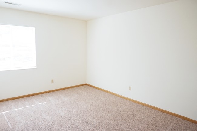 Oakbridge Court LLC