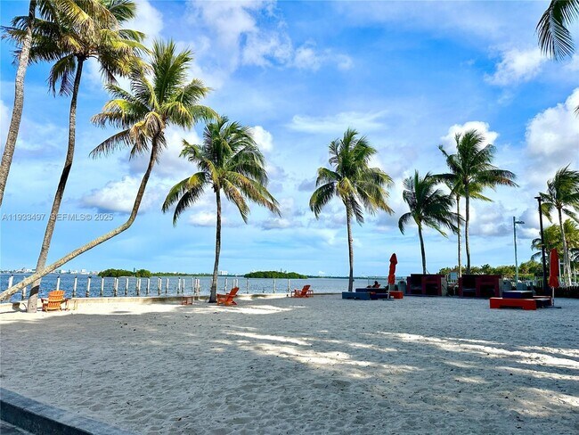 Photo - 777 NE 62nd St Unit CPH5