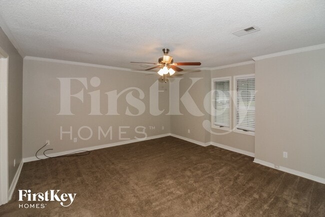 Photo - 6550 Fox Horn Pl