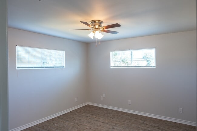 Photo - 2801 Carrolton St