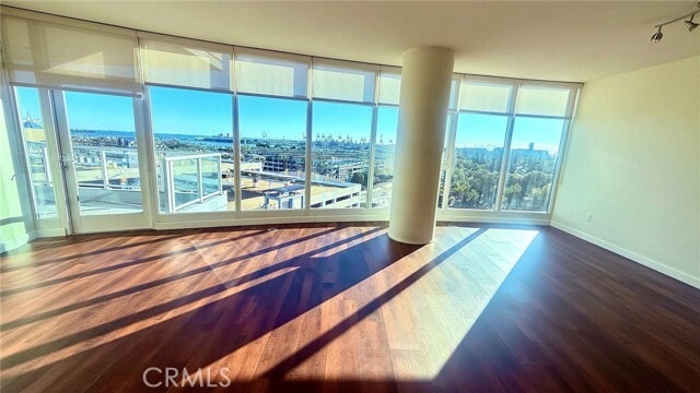 Photo - 411 W Seaside Way Unidad 803