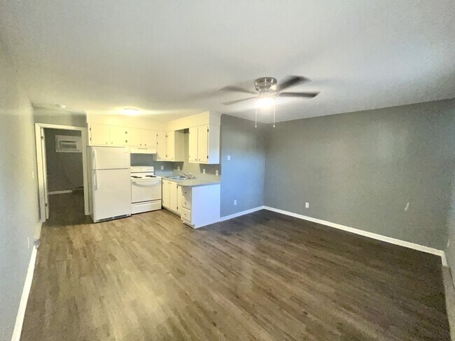 Photo - 1095 Cheyenne Ct