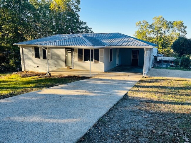 Photo - 1033 W 33rd St