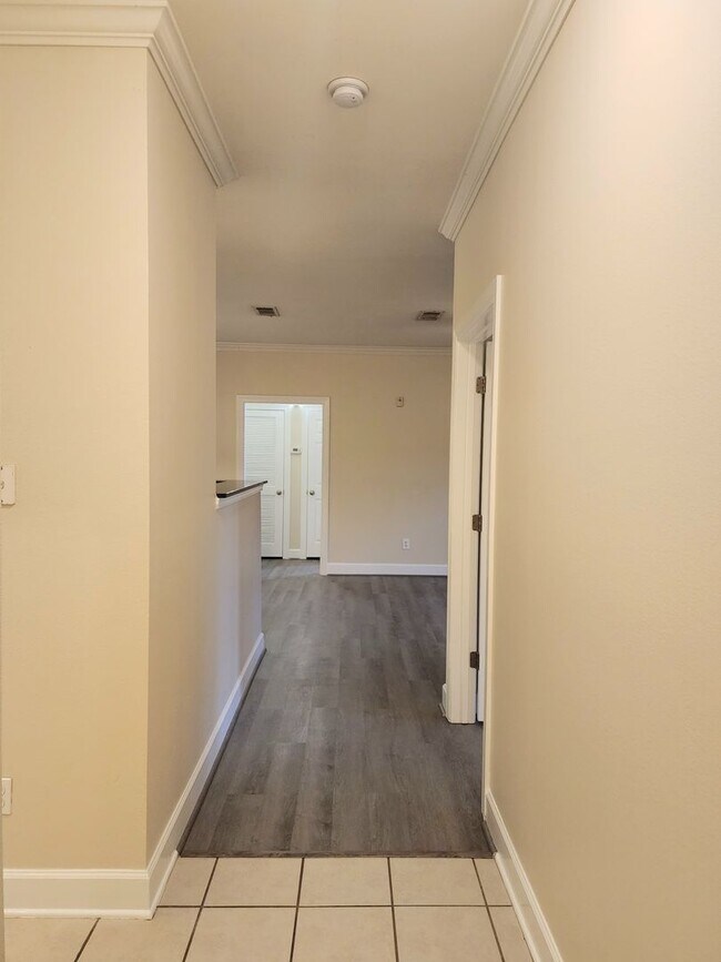 Foley 2/2 condo close to schools and YMCA Unit 812 Condo for Rent in