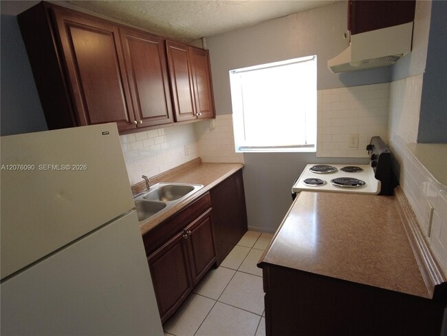 Photo - 620 NW 16th Ave Unit 2