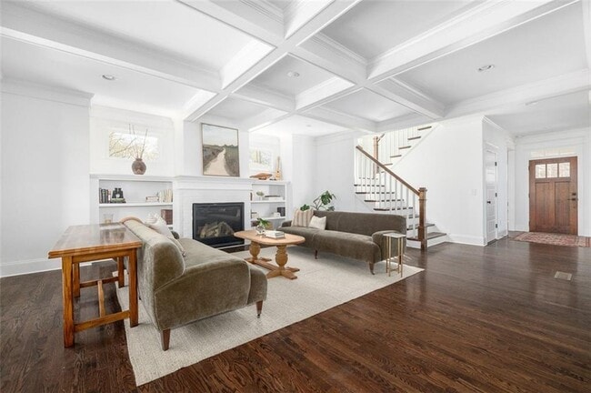 Photo - 152 Park Dr