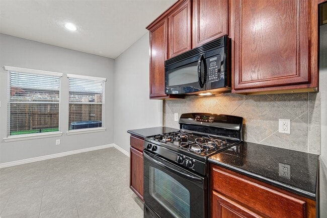 Photo - 8910 Minola Oaks Dr
