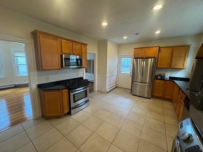 Photo - 64 Fisher Ave Unit 3
