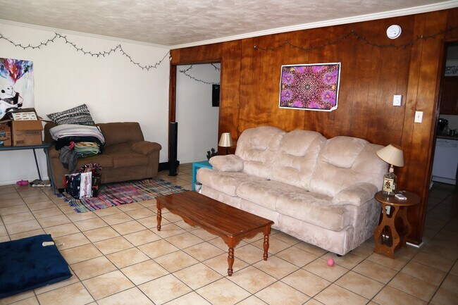 Photo - 195 Beazell St Unit 195