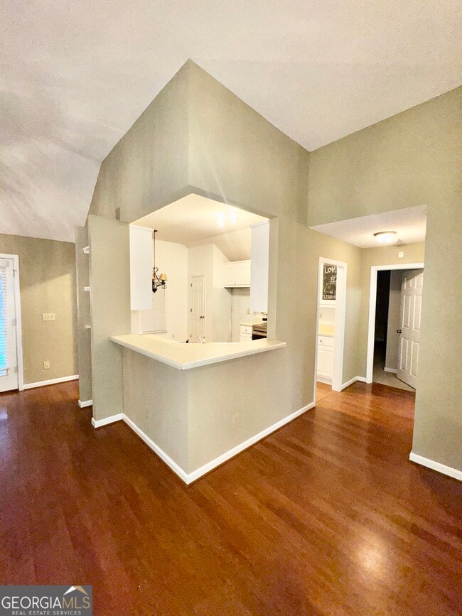 Photo - 216 Spring Hill Ct