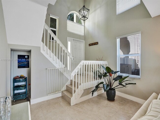 Photo - 700 NW 158th Ln