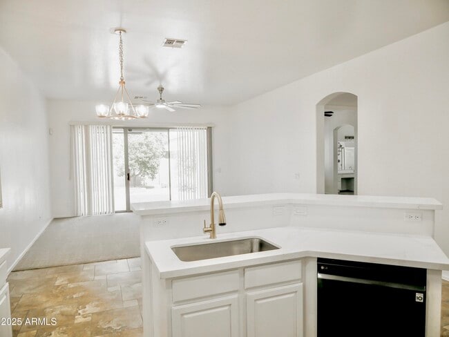 1024 W Ayrshire Trail
