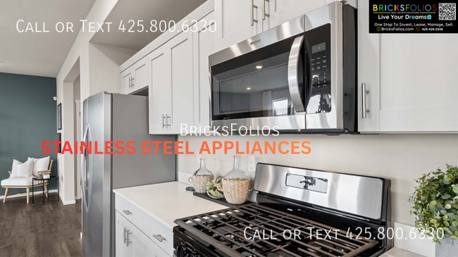 Building Photo - 4004 Hyde Lp NE