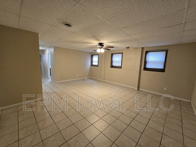 Building Photo - 1807 Downing Ave Rental