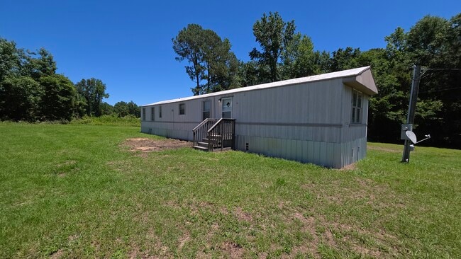 Photo - 77 Saturn Ln