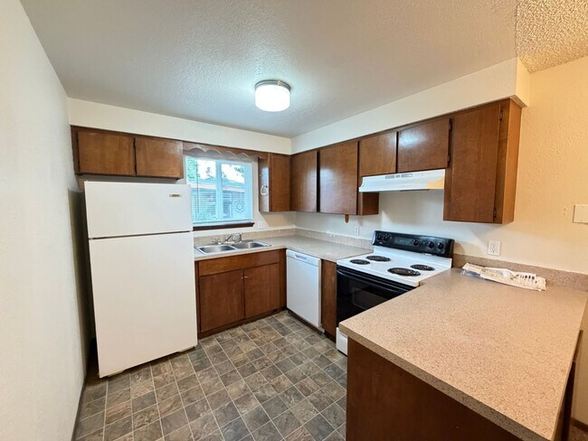 Photo - 105 W 12th Ave Unit #2