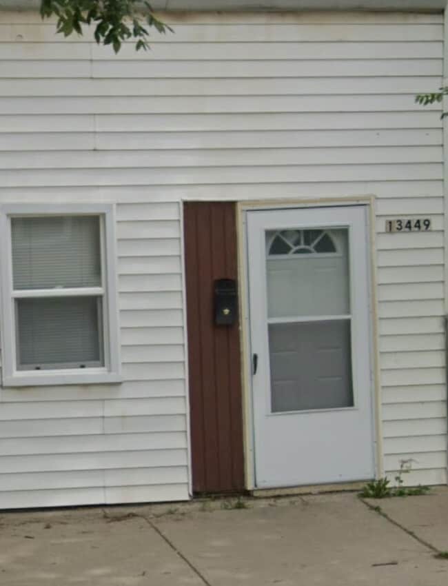 Building Photo - 13449 S Baltimore Ave Unit 1st Floor Rental