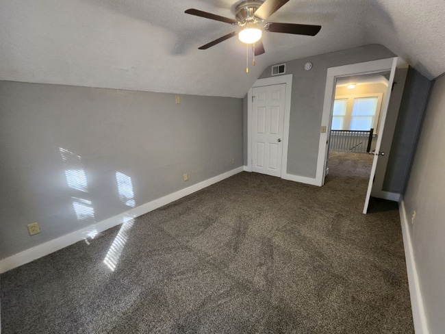 Photo - 1510 W 6th St