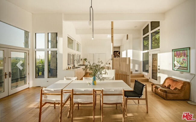 Building Photo - 21960 Cereza Way