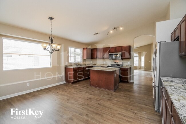 Photo - 1610 E Desert Ln