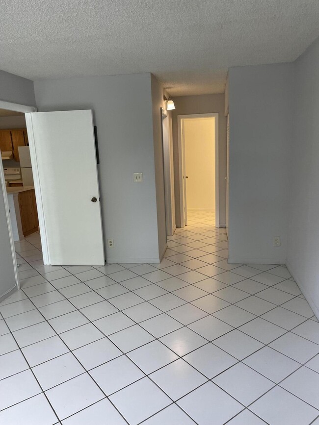 Photo - 2771 Riverside Dr Unit 113-A