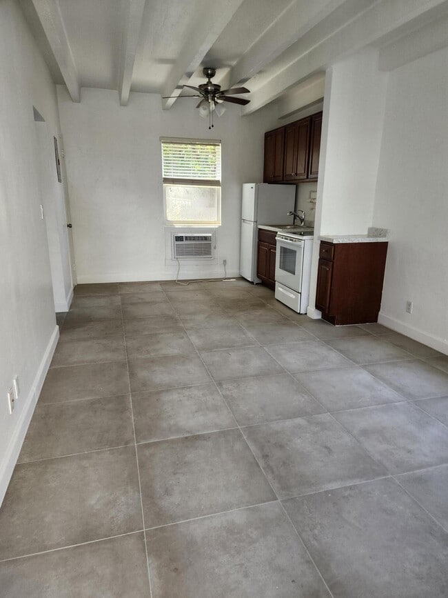 Photo - 100 Cascade Ln Unit 5