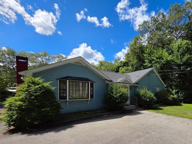 Building Photo - 115 Concord Rd Rental