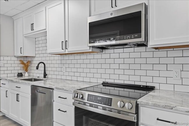 Photo - 3771 Gainesborough Dr