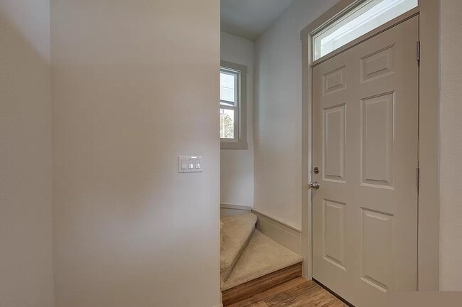 Photo - 1191 SE Jefferson St Unit Jefferson