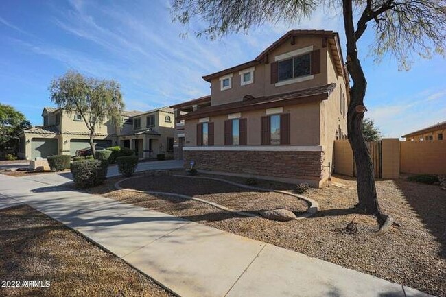 Photo - BEAUTIFUL SURPRISE HOME