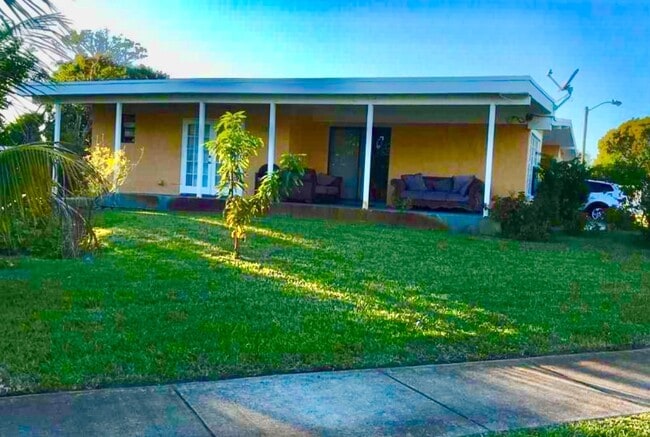 Photo - 1430 NE 41st Dr
