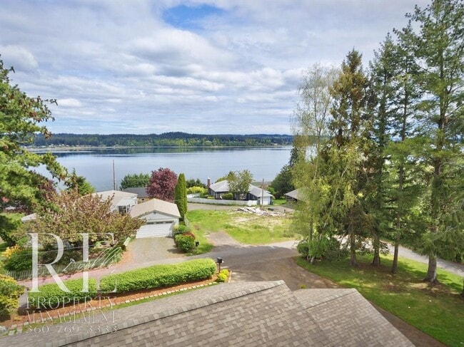 Photo - Bright View Home in the Heart of Silverdale on a Quiet Dead-End Road