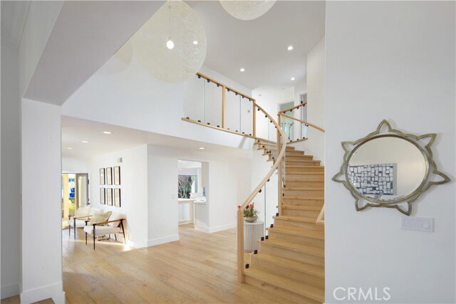 Photo - 2572 Bayshore Dr