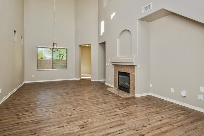 Photo - 122 E Camino Limon Verde