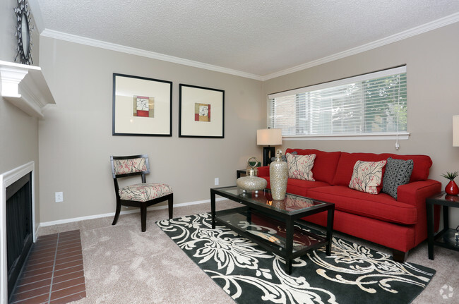 Interior Photo - River Park Rental