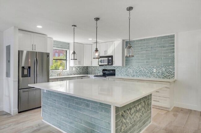360 Wilma Cir Unit 7
