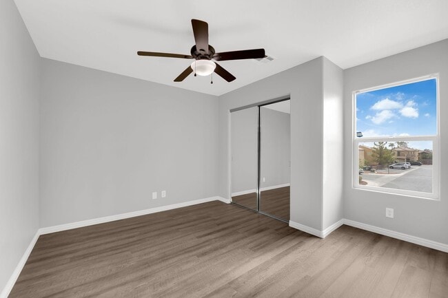 Photo - 7470 Margollini St