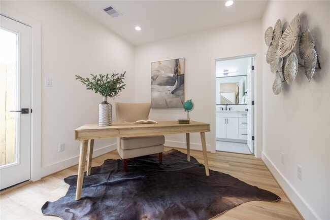 Building Photo - 4008 Yellowstone Blvd