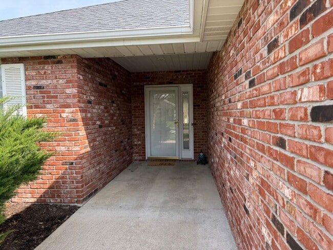 Photo - Spacious 4BR Home in Seven Oaks with Garage & Fenced Yard