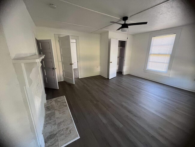 Photo - 24 Adger St